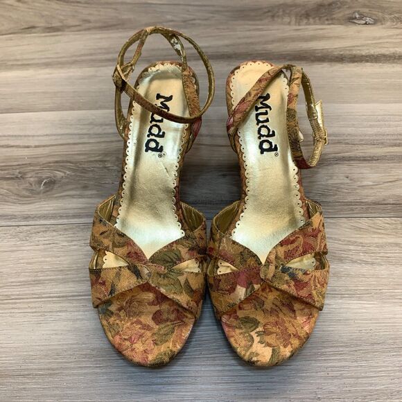Mudd Y2K Retro Women’s 7M Sandals Strappy Block Heels Floral Tapestry Platforms - Picture 6 of 11